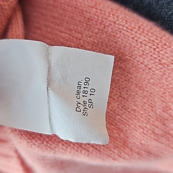 J CREW Collection Orange Italian Cashmere V Neck Pullover Sweater Sz S - Picture 7 of 7